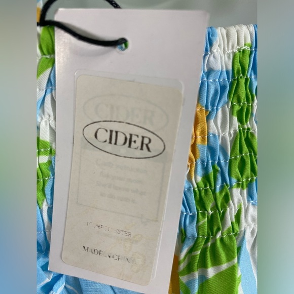 CIDER FUN FLORAL CROPPED SHIRRED HALTER TOP NWT Size XL SKU0451 - Picture 7 of 8